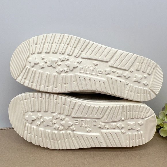 Hey Dude Wendy Linen Beige Slip On Shoe Big Kids/ Boys/ Girls Size EU 29/ US 10 - Picture 7 of 10